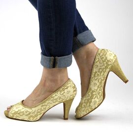 Pantofi de dama eleganti cu platforma, din dantela si insertii aurii​ A7-11-GOLD, Marime: 39, 