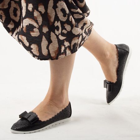 ​Pantofi de dama, cu talpa joasa, negri LM95A-BLACK, Marime: 38*, 